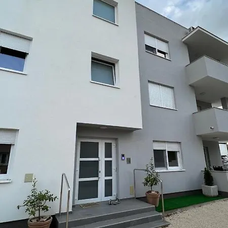 Apartment Horvat *